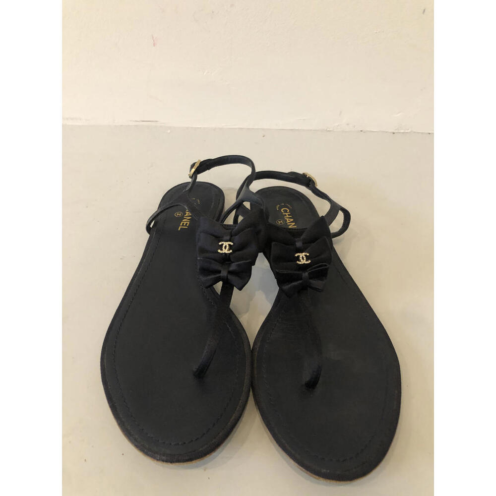 Chanel Black Bow Thong Sandals